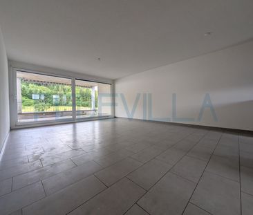 Appartement en attique avec terrasse spacieuse - Photo 2