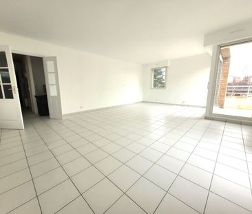 Location Appartement 4 pièces 99m² MARCQ EN BAROEUL 59700 - Photo 3