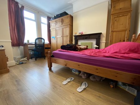 Manor Street, Heath - Photo 5