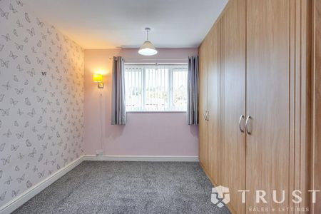 3 bedroom semi-detached house to rent - Photo 4