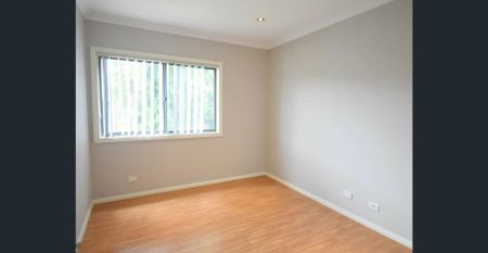 Modern Townhouse In Prime Location - Photo 4