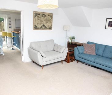 5 bedroom semi-detached house to rent - Photo 6