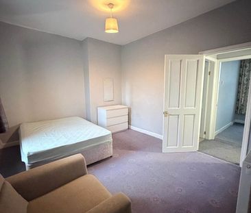 West View Road, Hartlepool - Photo 3