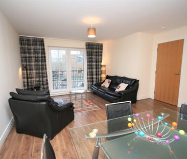 Knightswood Rd, Modern 2 Bedroom Furnished Apartment – Available 13... - Photo 3