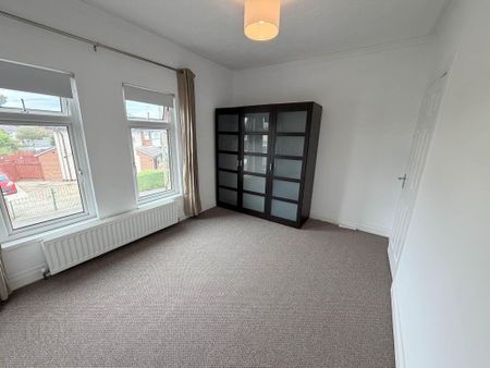 46 Titania Street, Cregagh, Belfast, BT6 8NT - Photo 3