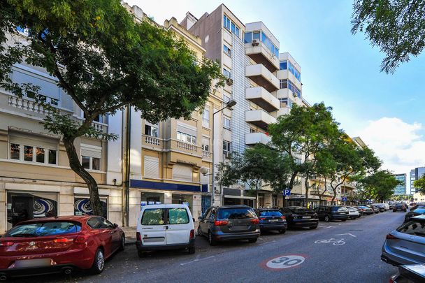 Apartamento T4 em Lisboa - Photo 1
