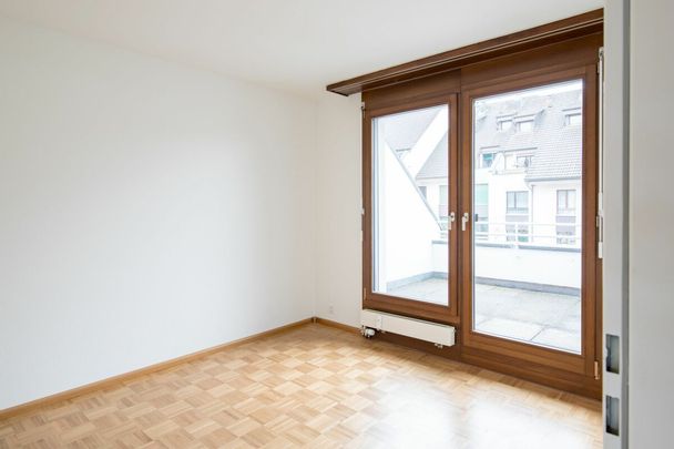 Nähe Schloss Binningen und Birsig - moderne 3 1/2 Zimmer-Wohnung im 3.OG - Foto 1