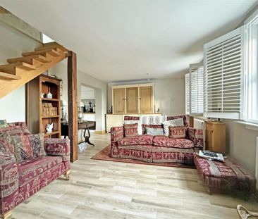 3 bedroom detached house to rent - Photo 4