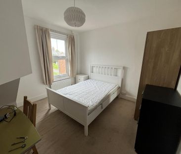 4 bedroom house to rent - Photo 2