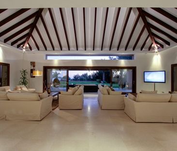 Cascada de Camojan, Marbella Golden Mile, Marbella, Andalusia 29602 - Photo 6