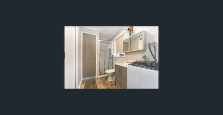 Comfortable, Convenient & Low Maintenance! - Photo 3