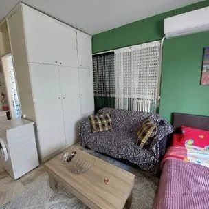 Studio/Γκαρσονιέρα για ενοικίαση Κέντρο (Μενεμένη) - Photo 1