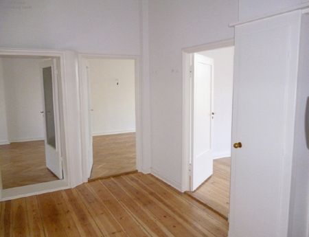 Westend! Exklusiver Altbau im Bauhausstil! - Foto 3