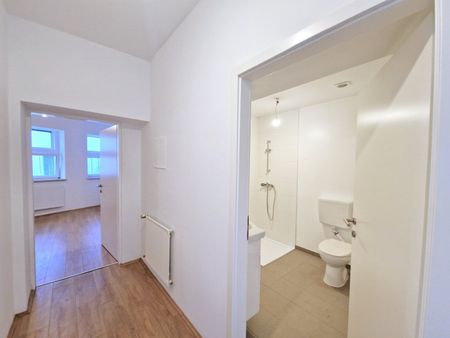 Perfekte 2 Zimmer Stadtwohnung nahe Innenstadt– sofort verfügbar! - Photo 2