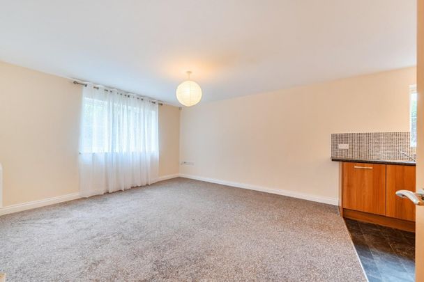 2 bedroom House To Let - Photo 1