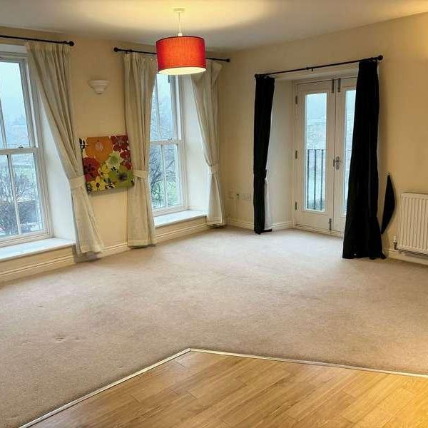 New Road, Kendal, LA9 - Photo 1