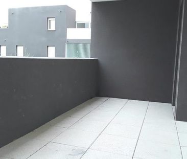 T4 AVEC BALCON ET PARKING - Photo 1