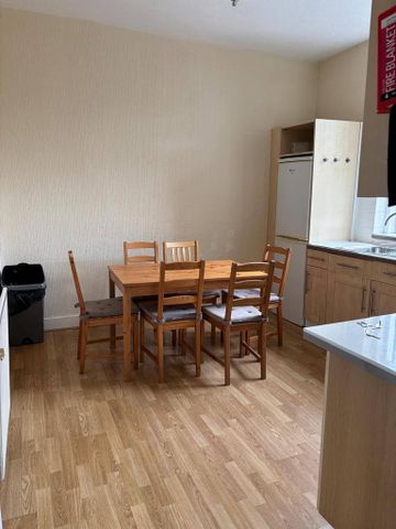 3 bedroom maisonette to rent - Photo 5