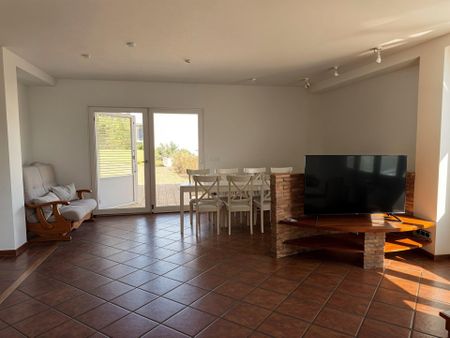 Flat for Rent in El Bosque Residential Complex, Chiva - Photo 2