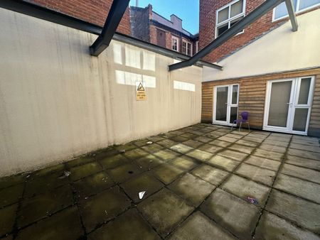 Studio Flat, Halley House, NG1 - Photo 5