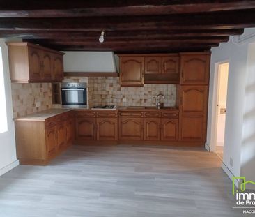 Location maison 4 pièces 89.45 m² à La Chapelle-de-Guinchay (71570) - Photo 2