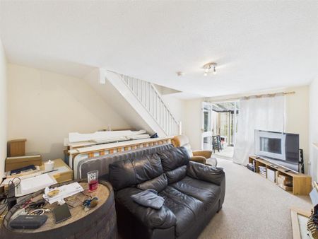 2 bedroom terraced house to rent - Photo 2
