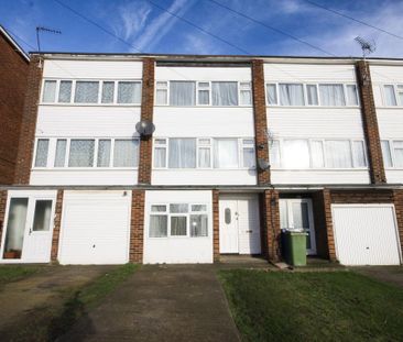 4 bedroom terraced house to rent - Photo 5