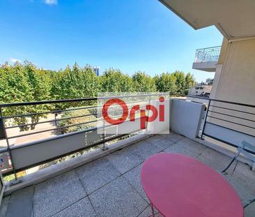 Location Appartement 2 pièces Meublé 37m² ST LAURENT DU VAR 06700 - Photo 4