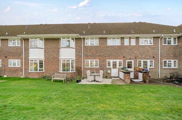 2 bedroom apartment to rent - Photo 1