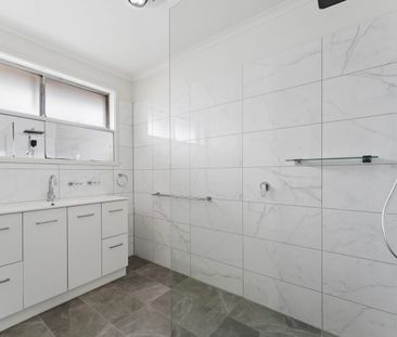 Freshly Updated Family Home in a Prime Central Location - Photo 6