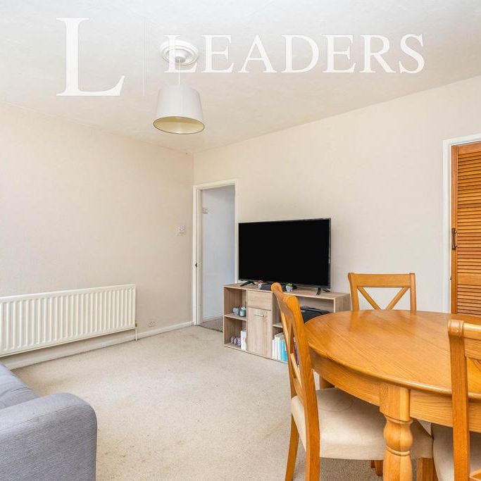 2 bedroom house to rent - Photo 1