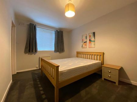 1 bedroom ground floor flat to rent - Photo 4