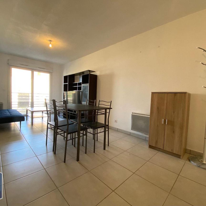 Location Appartement 2 pièces 40m² ARLES 13200 - Photo 1