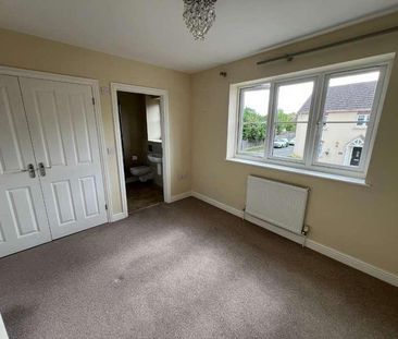 Hewers Close, Wanborough, SN4 - Photo 3