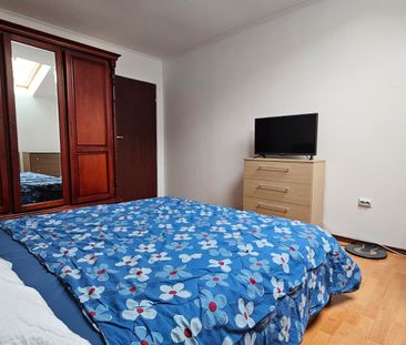 Duplex,Tractorul-Coresi,mobilat,parcare,curte comuna,600 Euro - Photo 2