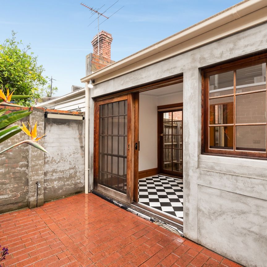 16 Raphael Street, Abbotsford, VIC 3067 - Photo 1