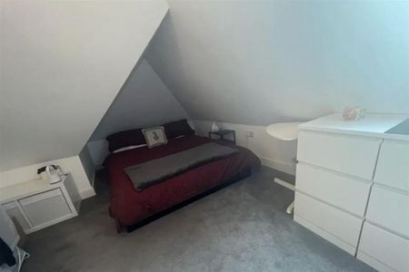 3 bedroom flat to rent - Photo 3