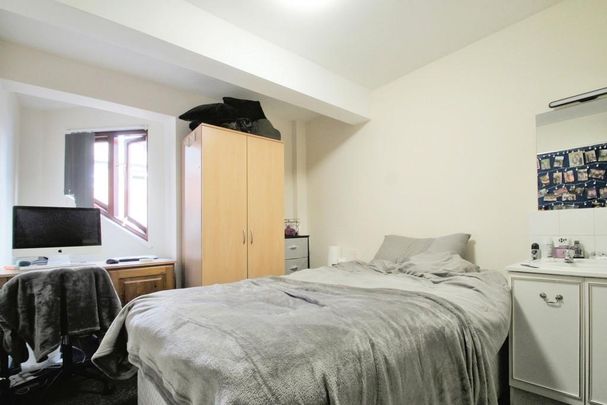 4 bedroom detached house to rent - Photo 1