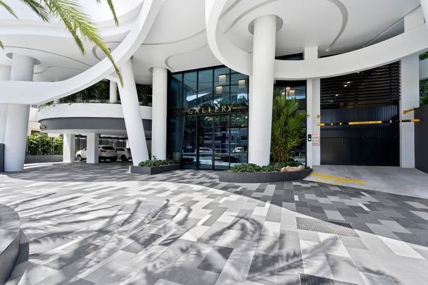 Broadbeach - Photo 1