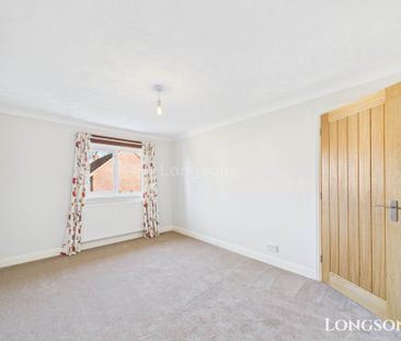 The Grove, Necton - Photo 6