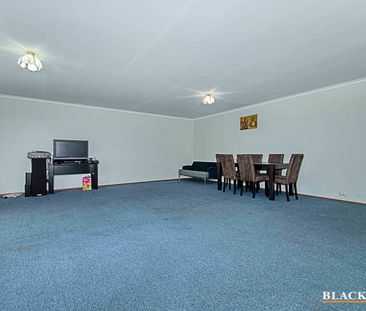 Spacious three bedroom home - Photo 5