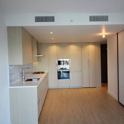 Stunning 1 Bed, 1 Bath, Den, Balcony, In-suite Laundry, Parking & More - Photo 4