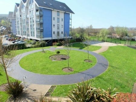 Flat to rent on - Photo 4