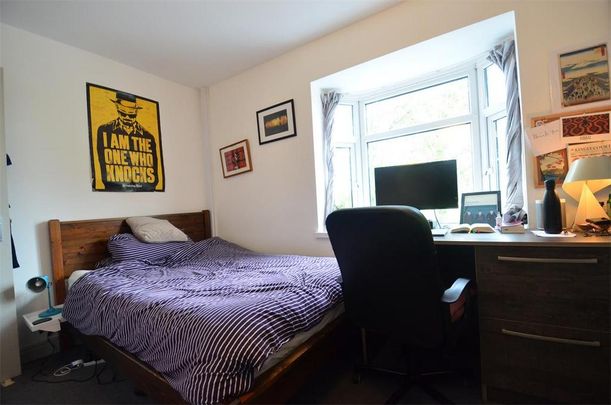 4 bedroom terraced house to rent - Photo 1