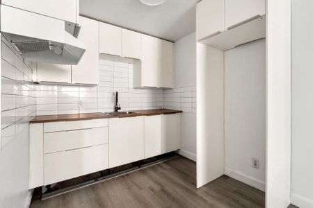 7220 Av. De Chateaubriand, #21 - Photo 2