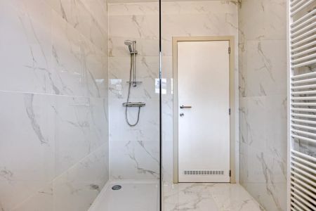 Zonnig appartement met ruime slaapkamers en groot terras vlakbij Leuven - EPC 221 kWh/m² - bewoonbare oppervlakte 99 m² - Photo 4