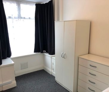 Room in a Shared House, Laxey Road, B16 - Photo 1