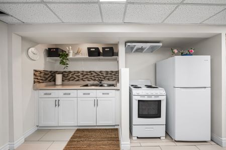 For Lease - 39 Rangoon Road Unit# Lower, Toronto, Ontario - Photo 4