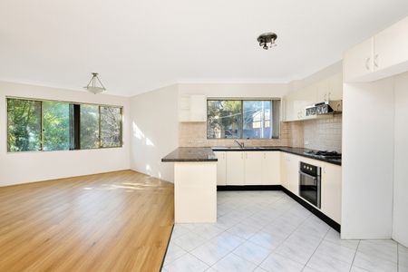 Spacious Apartment for Rent in a Prime Location - Photo 2