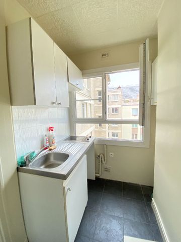 Location Appartement 1 pièce 19m² - Photo 2